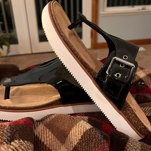 Women's patent leather Clark's sandals